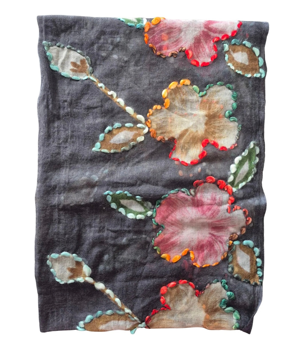 Pure wool scarf with embroidery detail