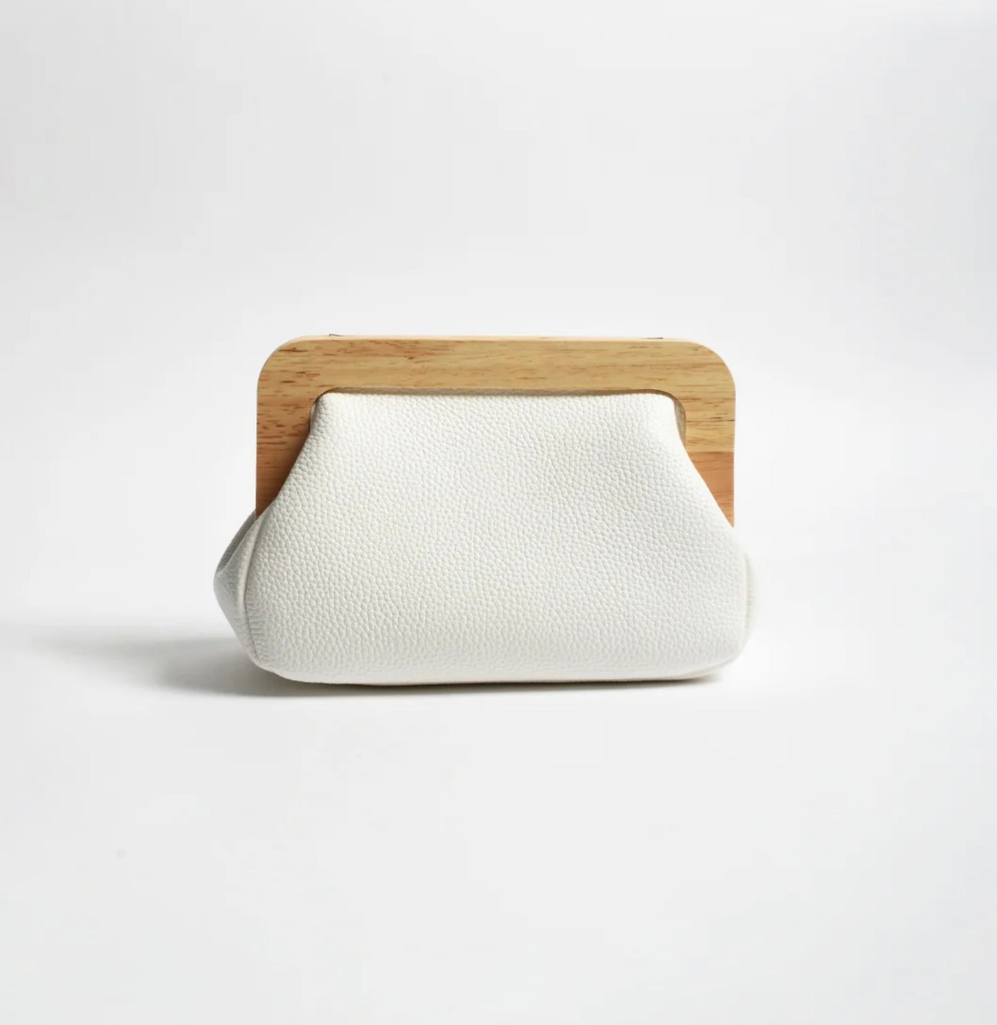 Kimmi timber frame clutch