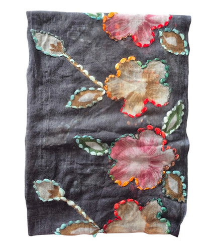 Pure wool scarf with embroidery detail
