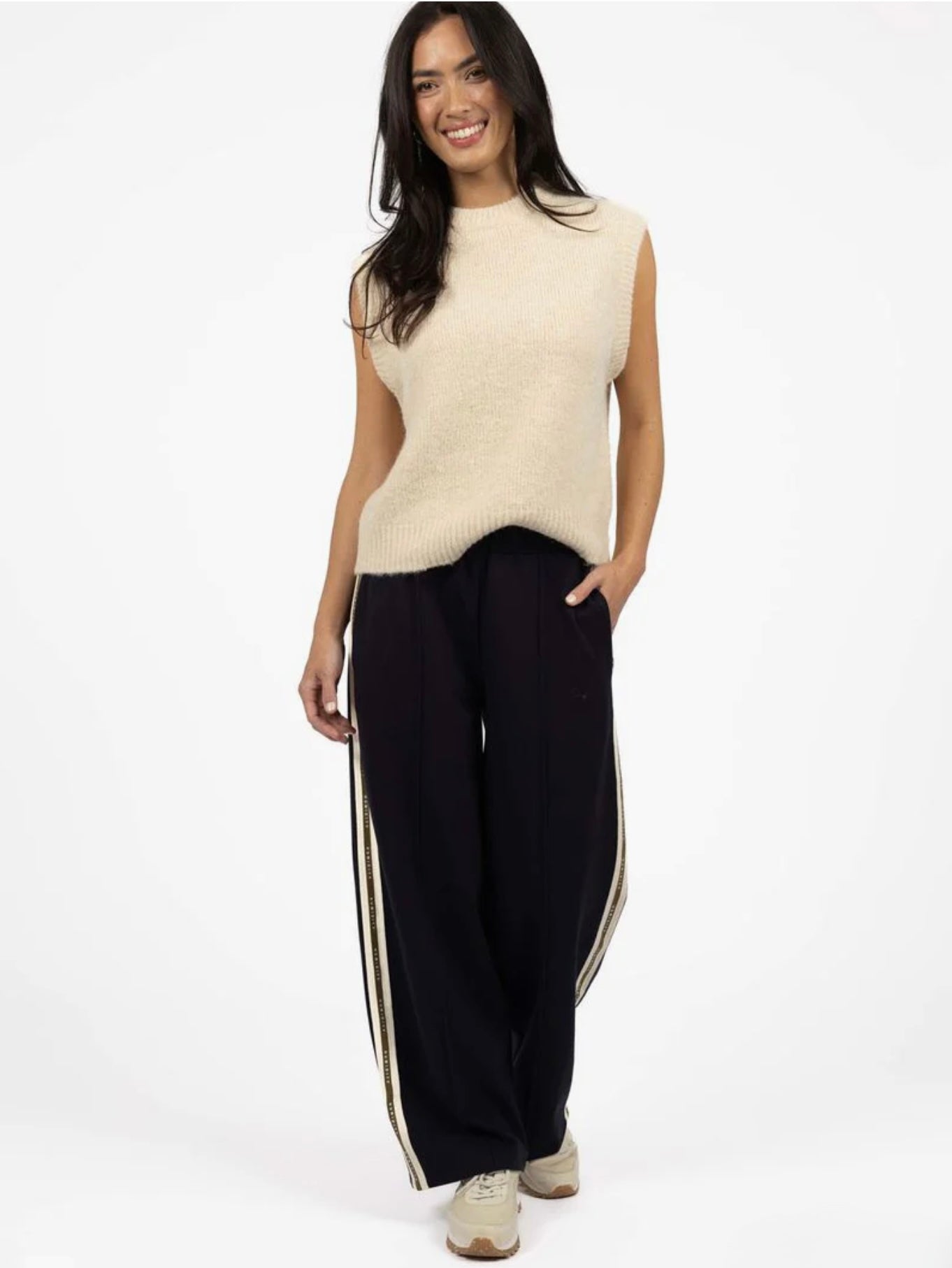 Humidity Lifestyle Roca Pant