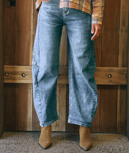 Italian Star Idaho barrel leg jeans mid blue denim