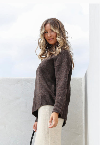 Canyon  split hem knit - Chocolate