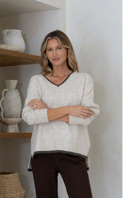 Deanna Contrast V Neck Trim detail knit, cream marle