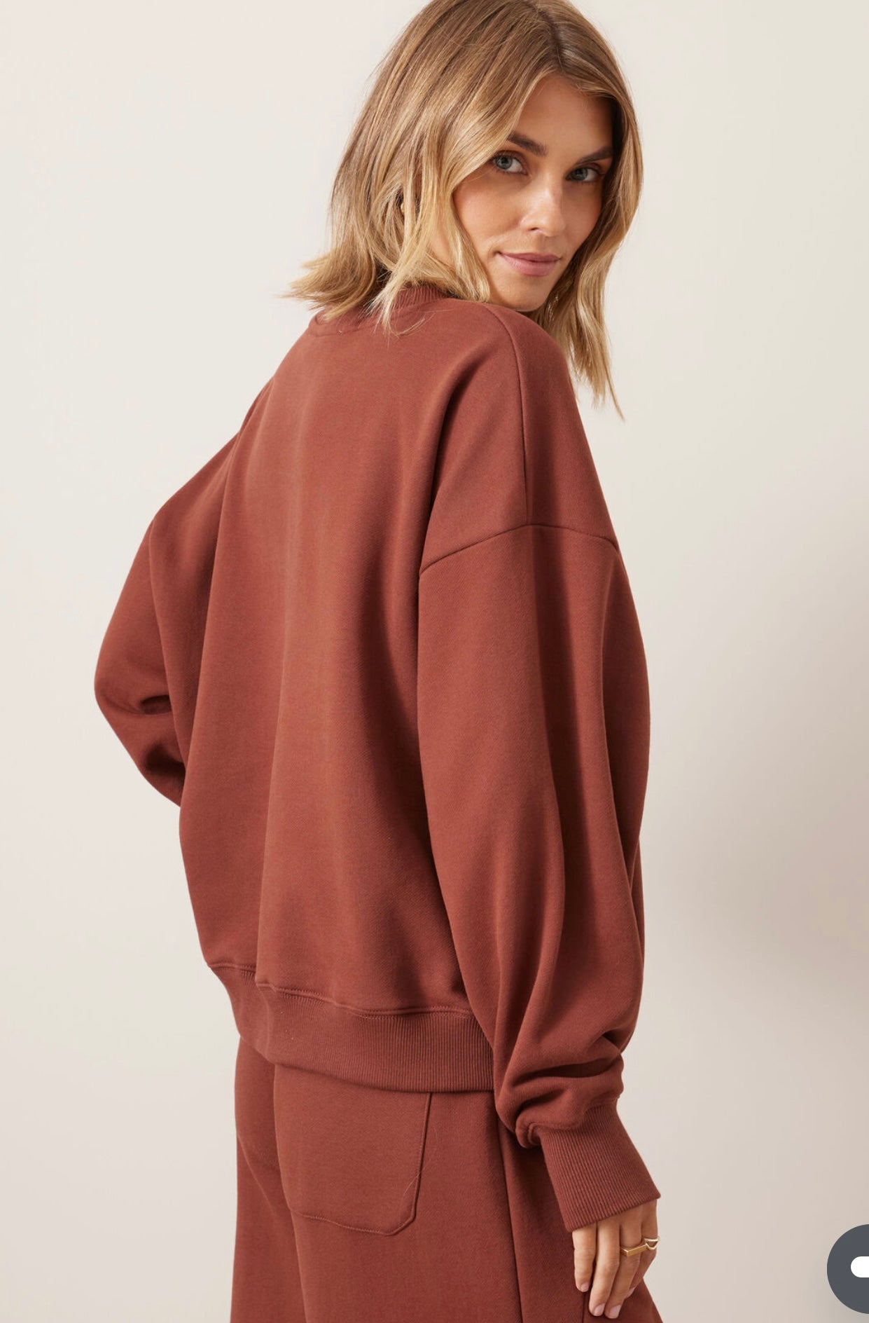 Ceres Life Quinn Slouchy Crew Burnt Toffee