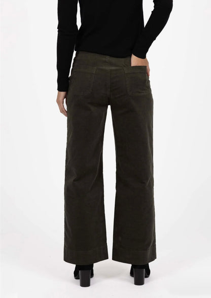 Fleetwood cord pants khaki