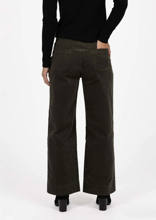 Fleetwood cord pants khaki