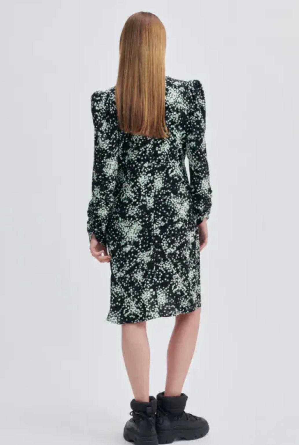 Second female Monial Short Dress