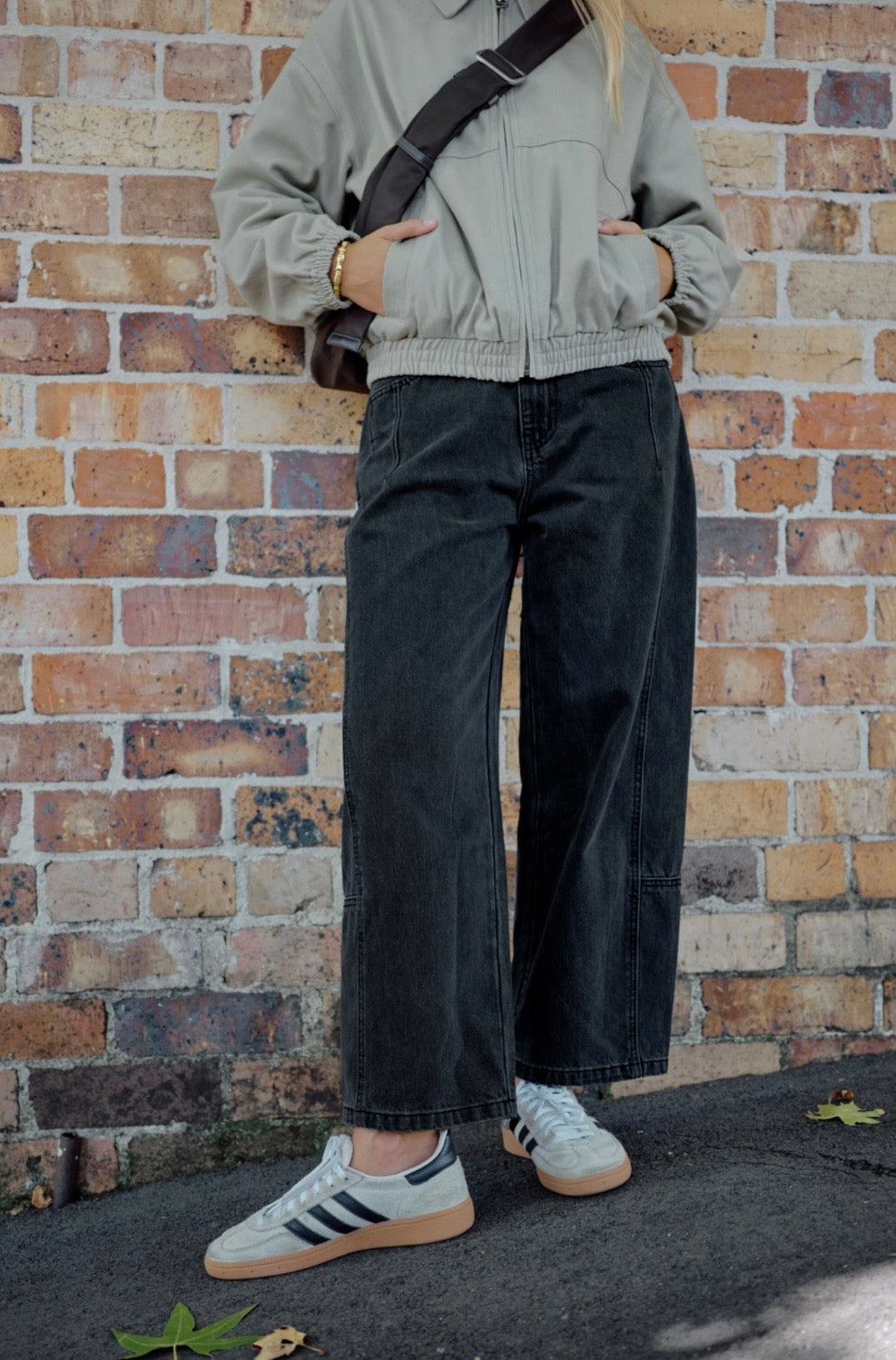 Ceres Life Demi barrel leg Jean