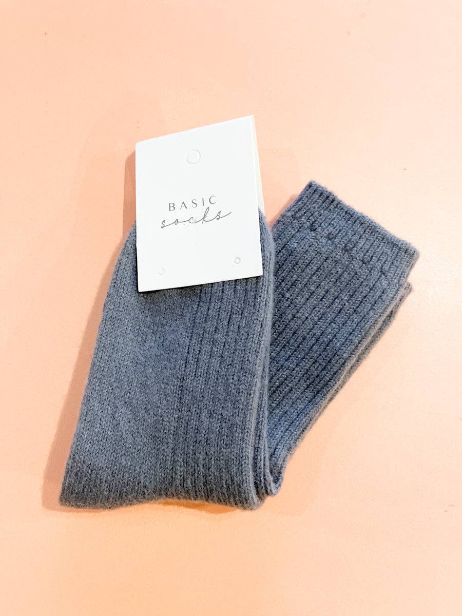 Angela Winter Plain Crew Socks