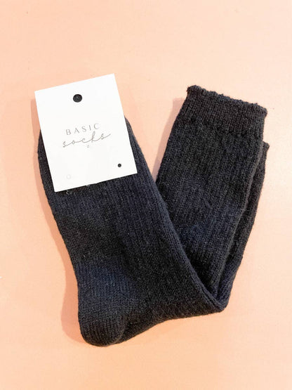 Angela Winter Plain Crew Socks